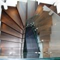 Treppe in Achateiche Modernes Design